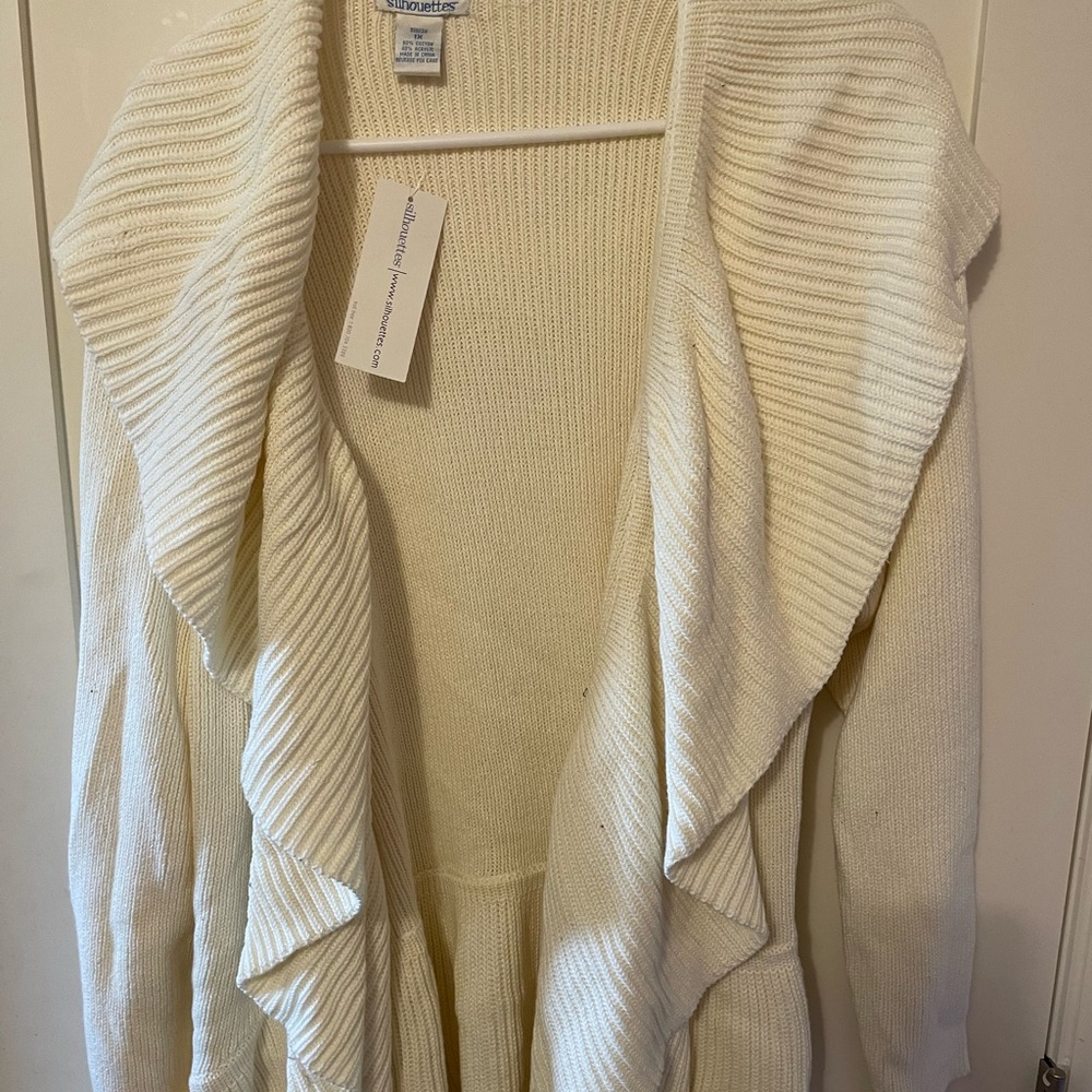 Women’s sweater size 1x brand new with tags